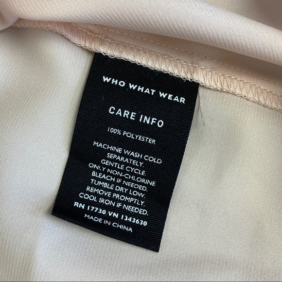 Who What Wear Mock Neck Sleeveless Top blouse peach blush large NWT - Picture 5 of 6